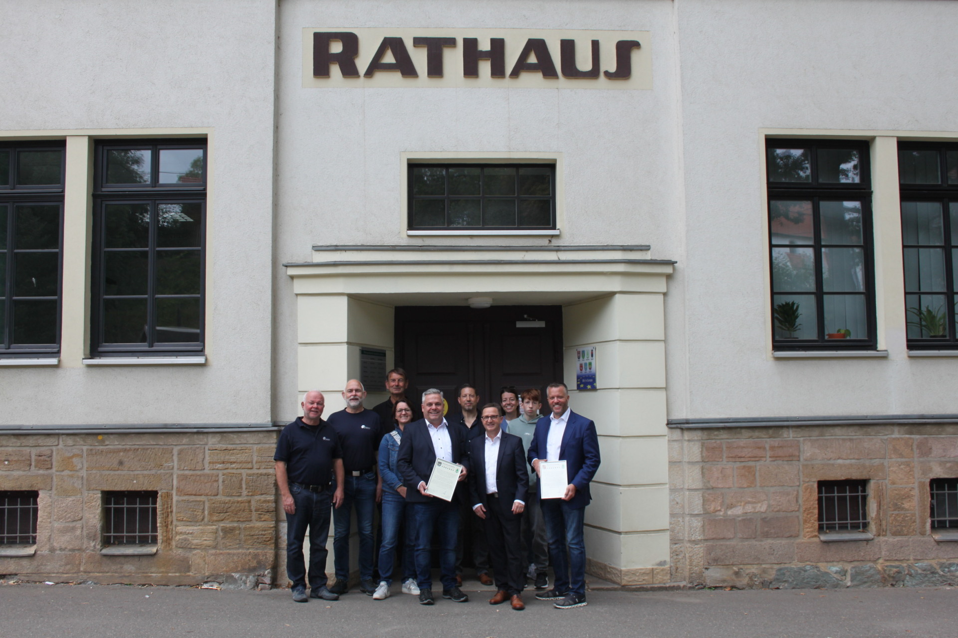 Rathaus Lichtentanne: Delegationen Babenhausen und Roßdorf (GV Lichtentanne, Pressestelle) Rathaus Lichtentanne: Delegationen Babenhausen und Roßdorf (GV Lichtentanne, Pressestelle)