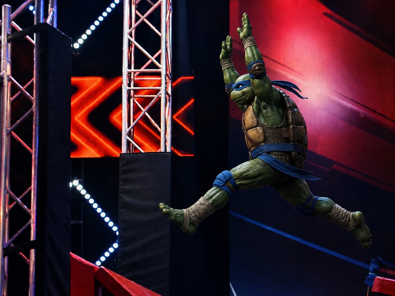 Ninja Turtle spring über einen Parcours
