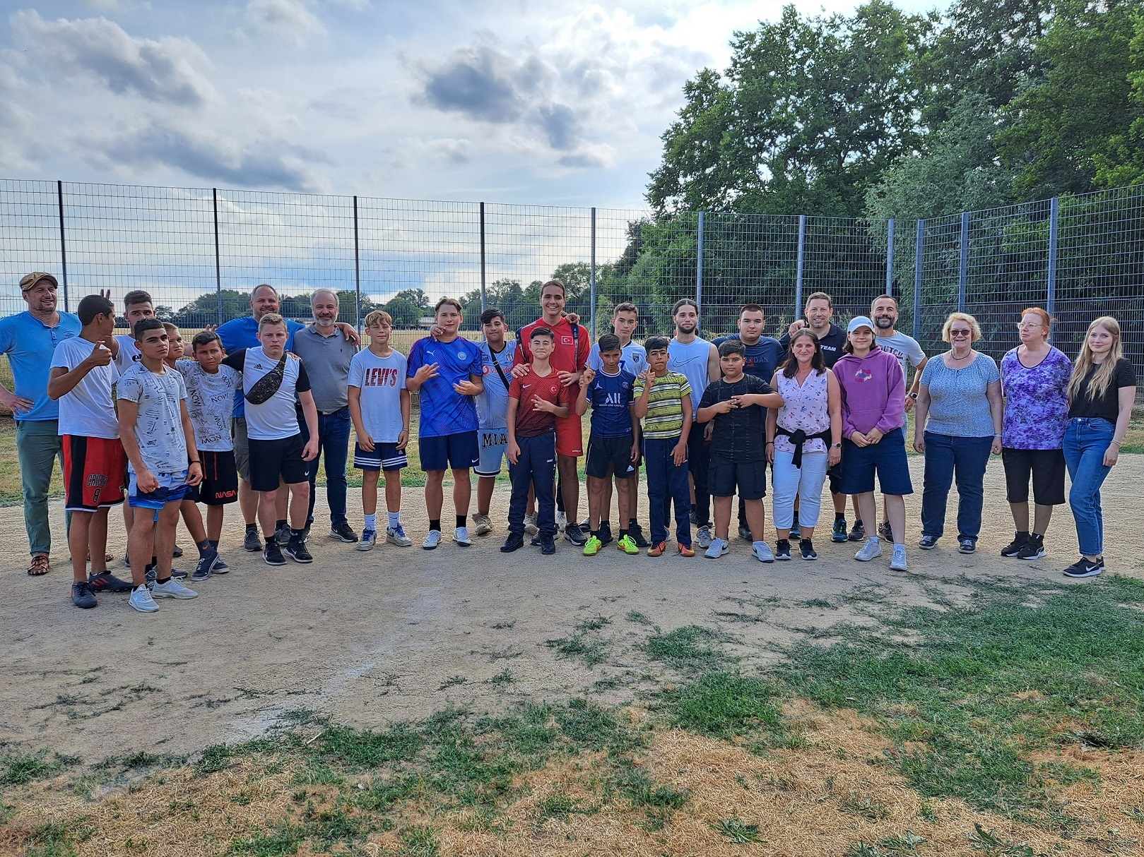 Bolzplatz Turnier - Gruppenfoto