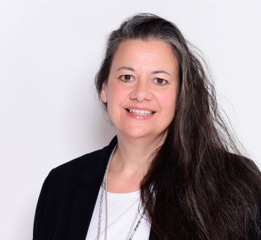 Auf dem Bild sieht man Silke Kasamas