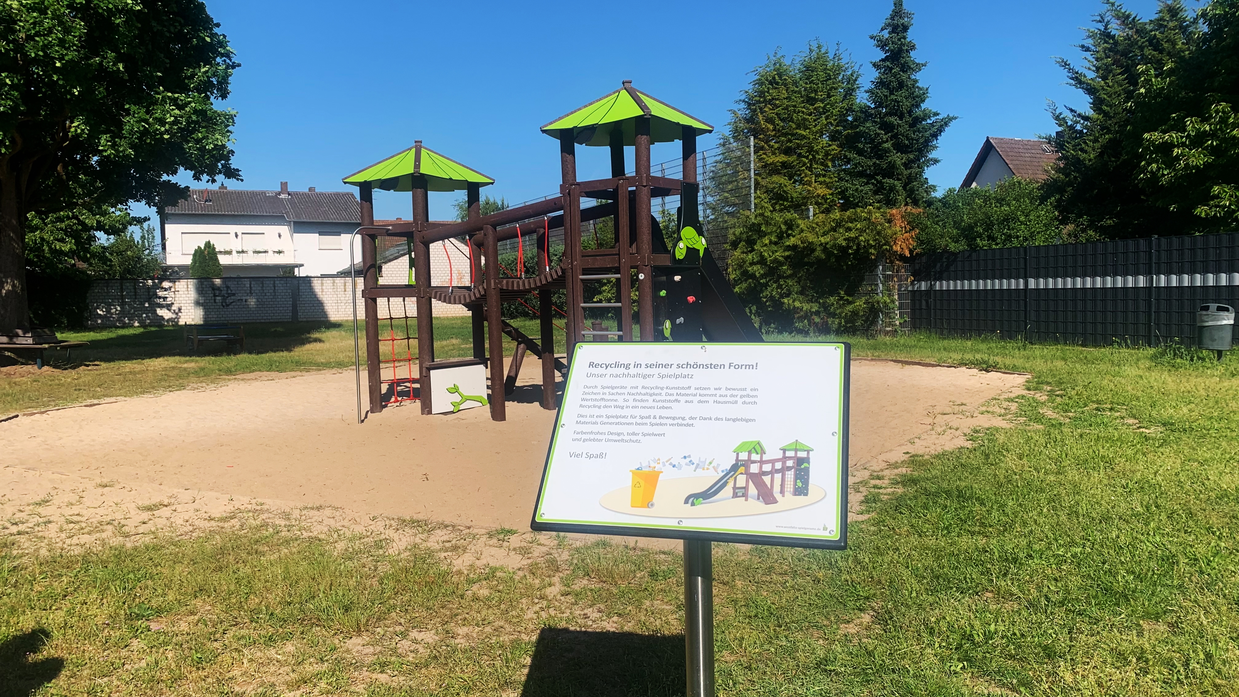 Neues Spielgerät auf dem Spielplatz in der Waldstraße
