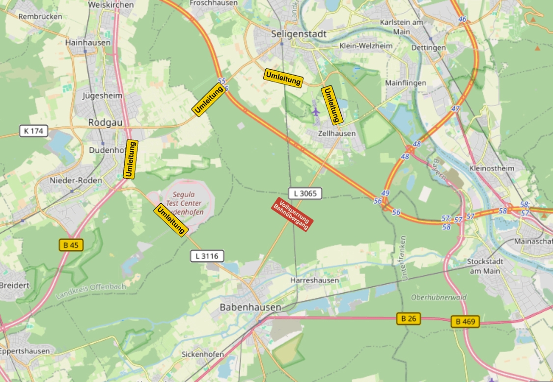 Man sieht einen Plan von Babenhausen. Es ist die Vollsperrung am Bahnhof markiert.