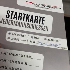 Auf dem Bild sieht man die Startkarte vom Jedermannschießen des Bürgermeisters Dominik Stadler.