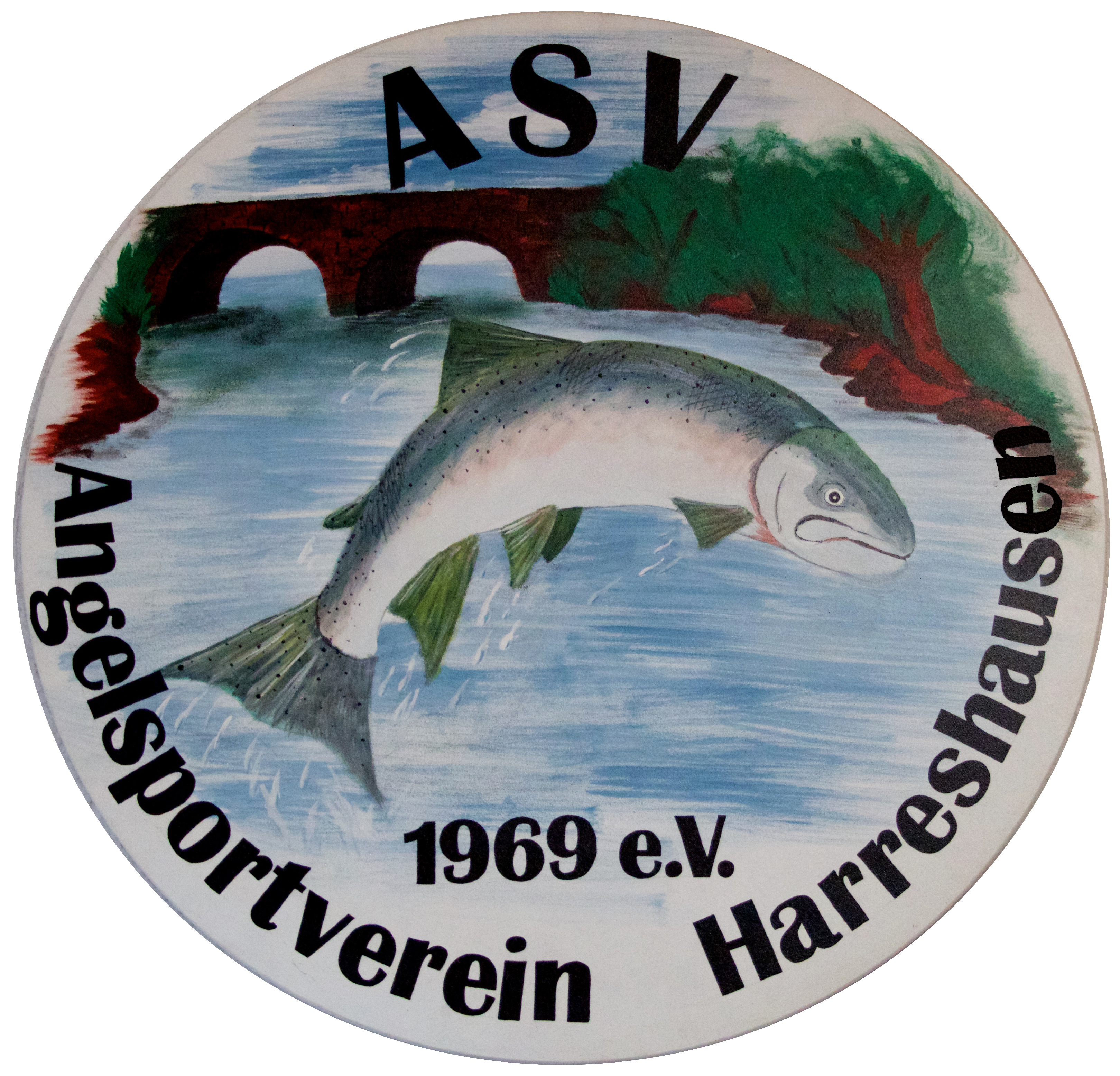 Auf dem Bild ist ein Wappen mit einem Fisch