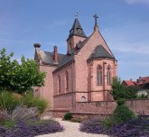 Ansicht auf die Kirche in Harpertshausen